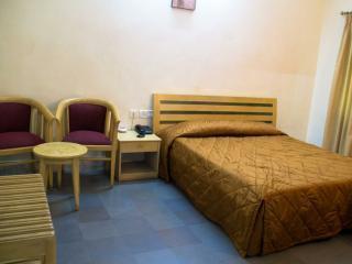 Celebrity Boutique Hotel Hyderabad Exterior photo